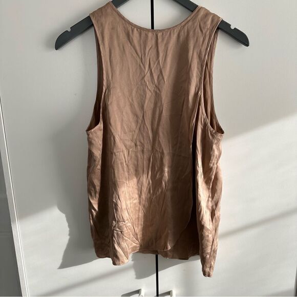 Lunya Washable Silk Top - Picture 7 of 8